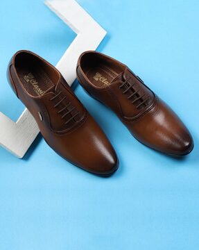 Snapdeal red cheap chief formal shoes