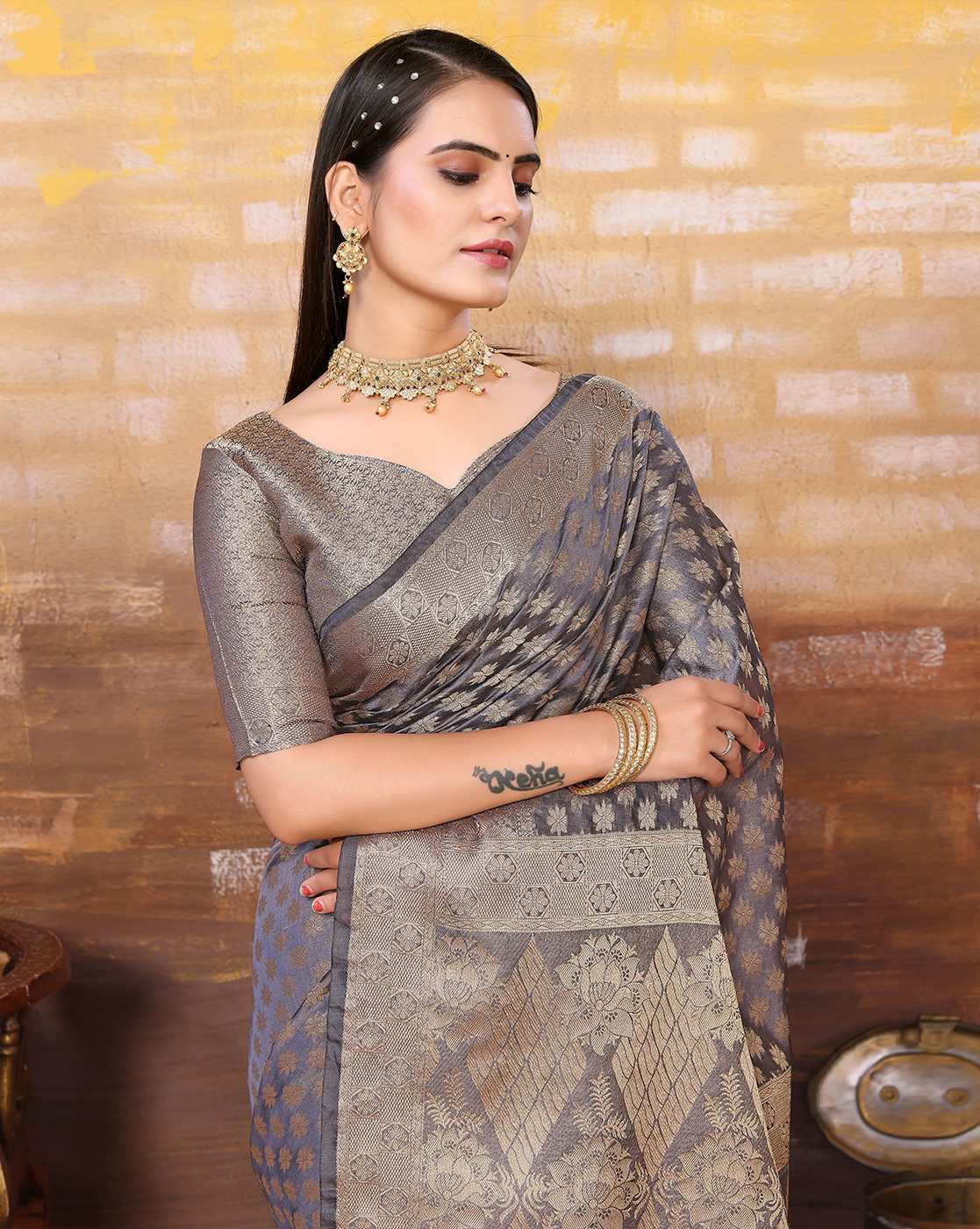 Buy Grey Resham Designer Saree Online : Indian Ethnic Wear - Wedding Saree