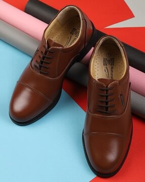Louis Philippe Mens Leather Lace Up Formal Shoe - Leather PNG Image