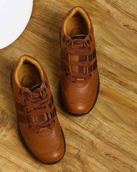 RED CHIEF Panelled Lace-Up Casual Shoes