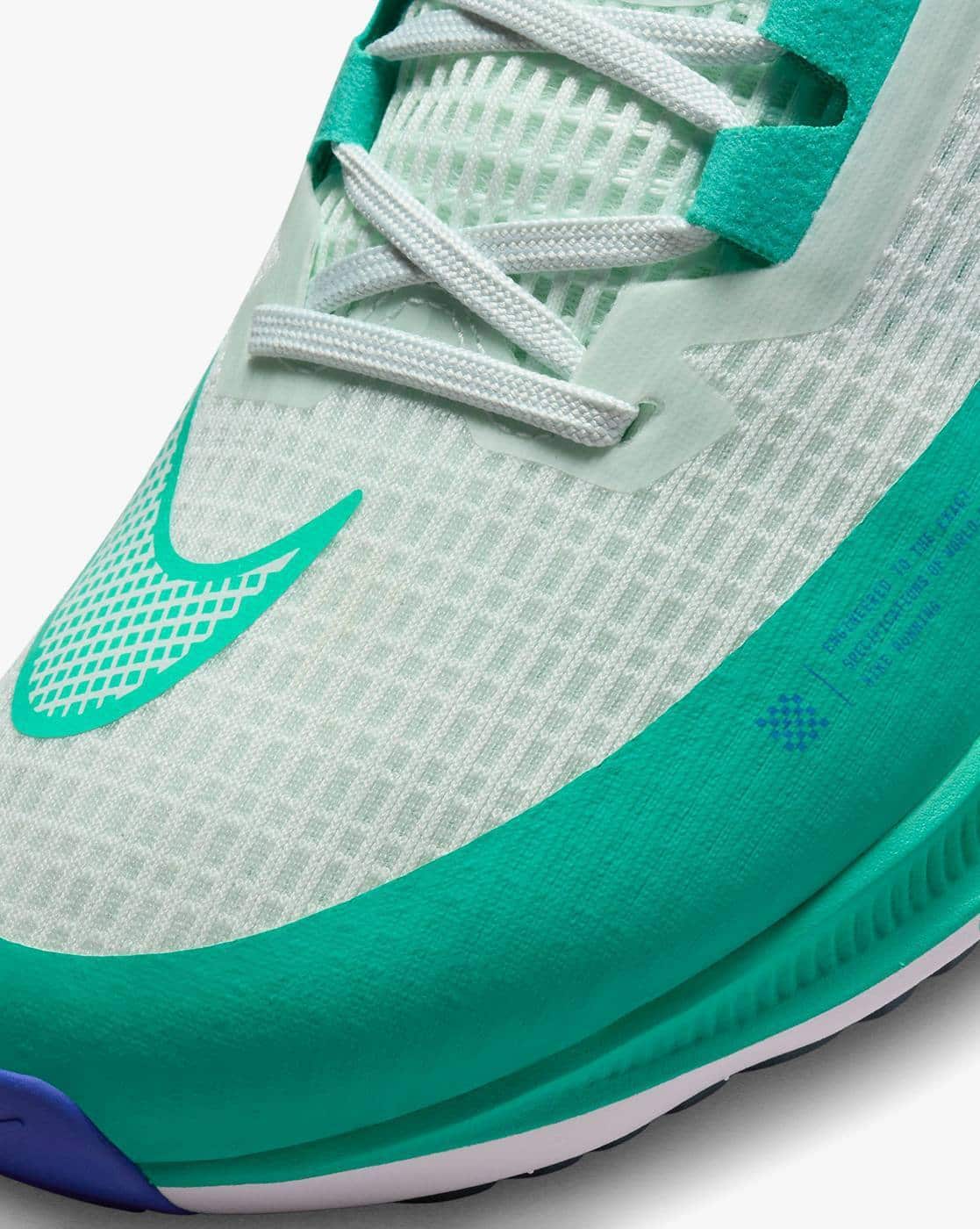 Buy White Green Sports Shoes for Men by NIKE Online