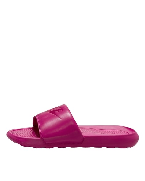 Pink womens best sale nike slides