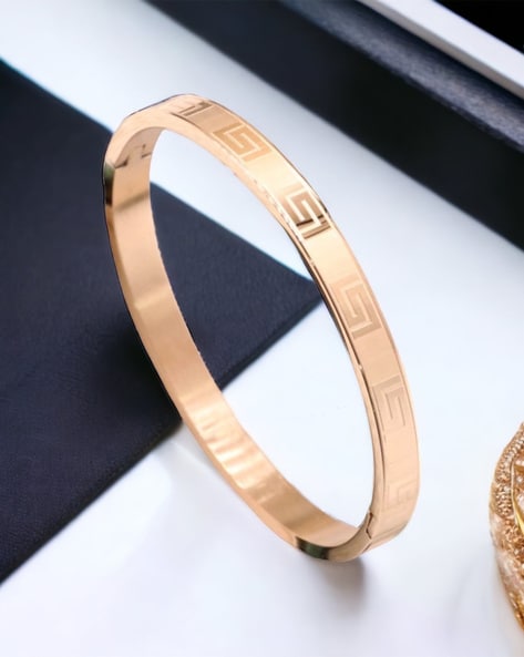 Buy quality 916 Gold Delicate Bracelet For Women in Vadodara