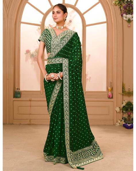 Dazzling Green Color Kanjiwaram Silk Weaving Saree With Contrast Blouse