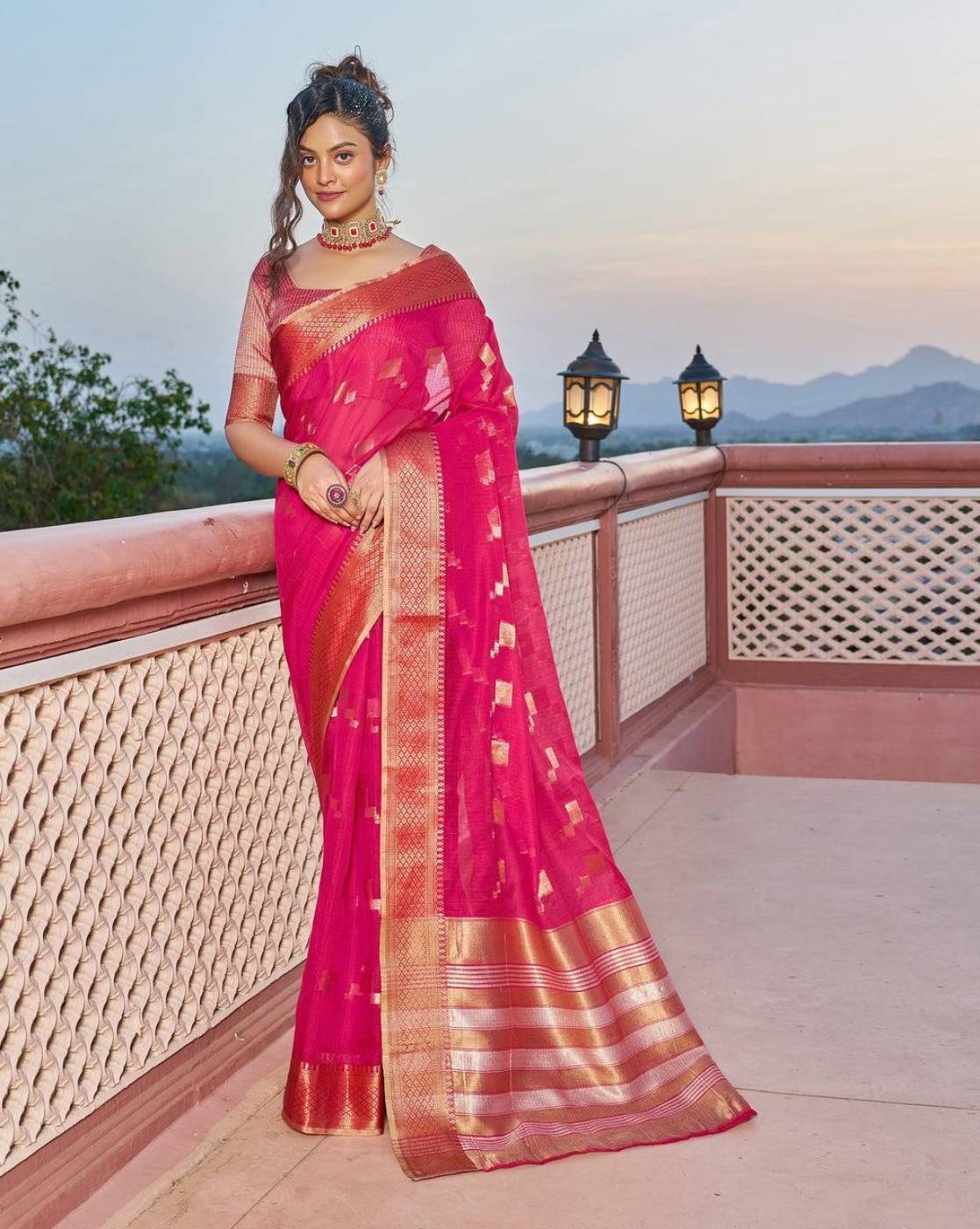 Buy Magenta Sarees for Women by Indie Picks Online