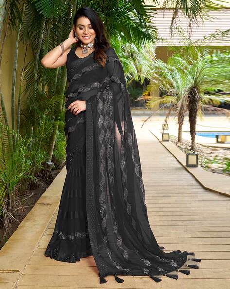 Georgette saree with designer blouse | Saree blouse designs latest,  Designer saree blouse patterns, Indian saree blouses designs