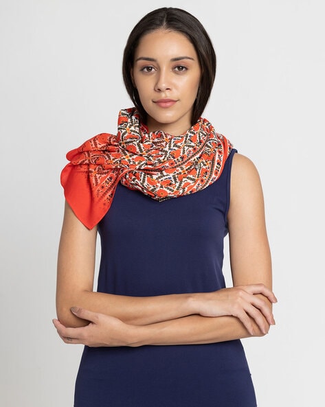 Women Floral Print Scarf with Stiched Detail Price in India