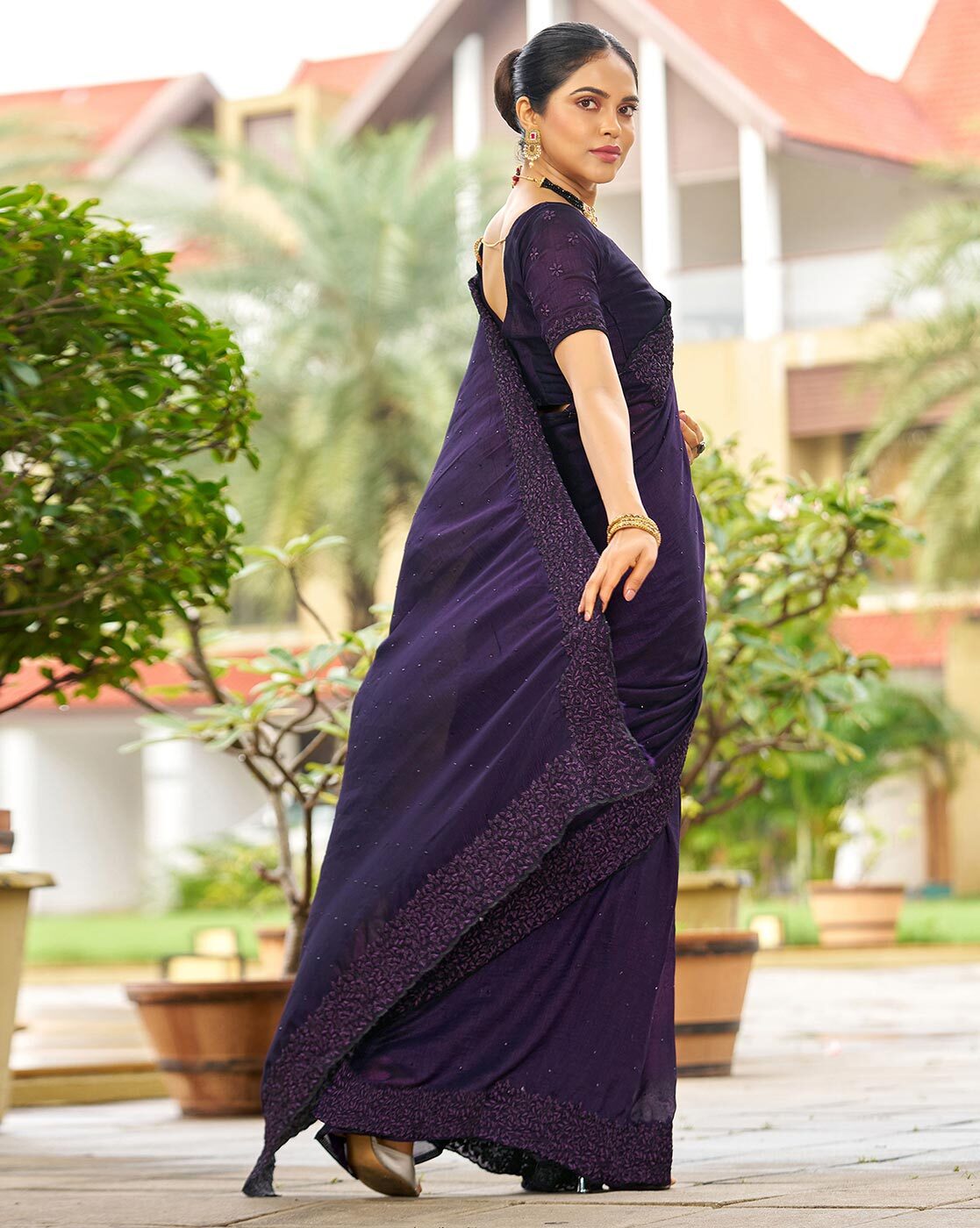 Buy online Women's Solid Purple Colored Saree With Blouse from ethnic wear  for Women by Charukriti for ₹1820 at 30% off | 2024 Limeroad.com