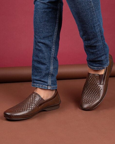 Men Basket Weave Slip On Shoes