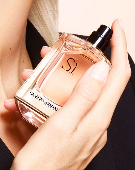 Armani women's shop perfume si