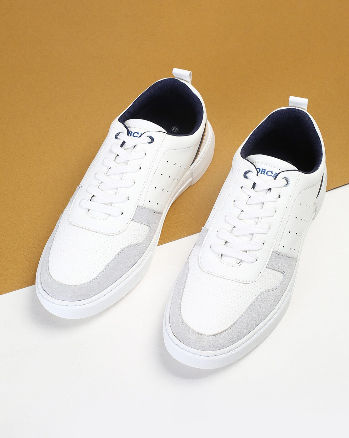 Share 143+ forca white sneakers super hot