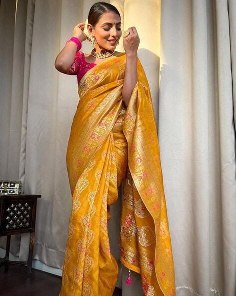 Banarasi saree in Surat at best price by Sourbh Silk Mills - Justdial