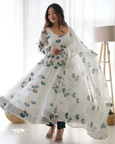 Women Floral Print Flared Kurta with Pants & Dupatta
