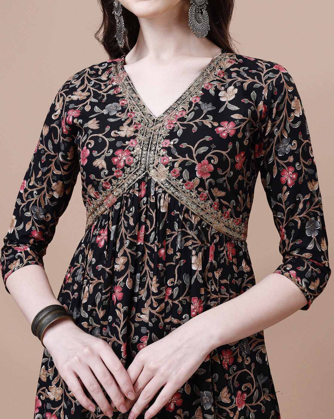 Buy BERRYLICIOUS Women Floral Print Alia Cut K... Online | Ajio.com