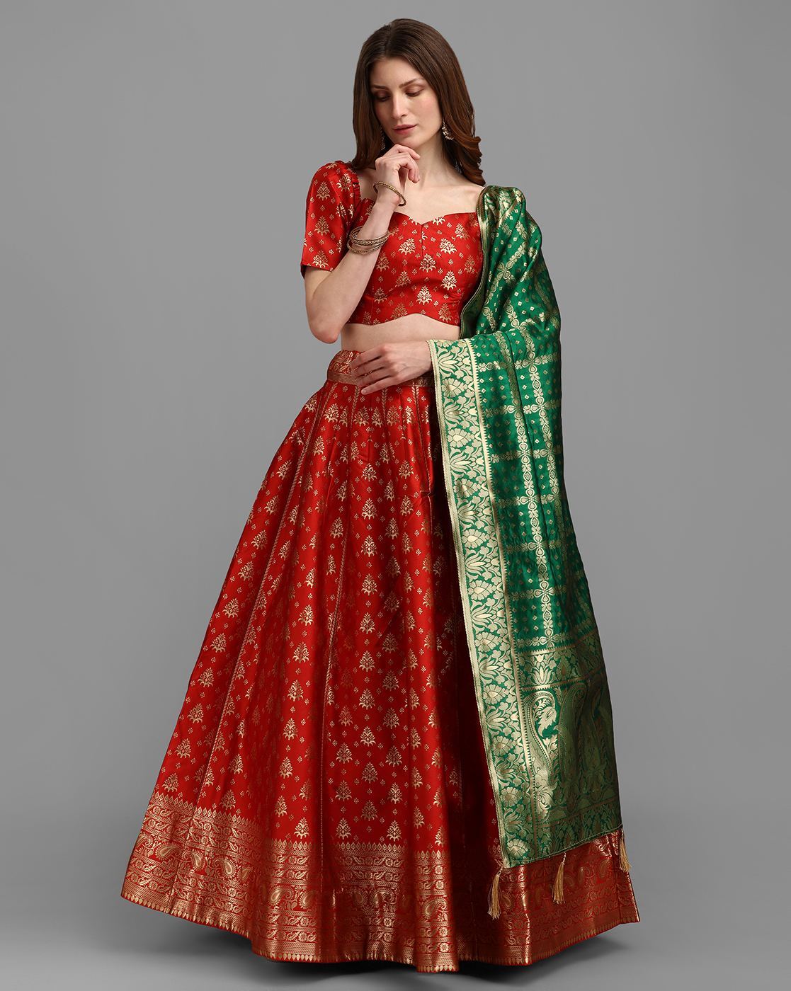 Emerald green and red embroidered Bandhani lehenga set (FB-04) – Anju Modi