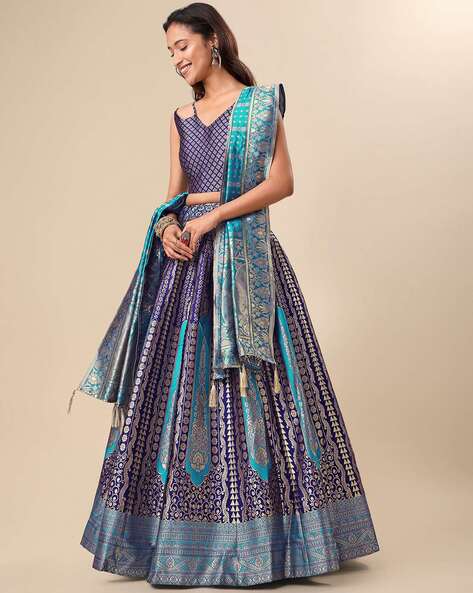 Blue Embroidered Lehenga Choli at Rs 2800, डिज़ाइनर लहंगा चोली in Surat