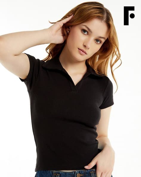 Ribbed Spread-Collar Polo T-Shirt