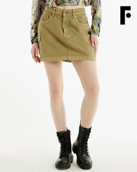 Amazon.com: WDIRARA Women's Low Waist Button Bodycon Mini Cargo Denim Skirt  with Pocket Army Green XS : Clothing, Shoes & Jewelry