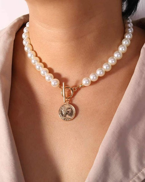 Conical Pearl Necklace with White Gold Clasp | KLENOTA