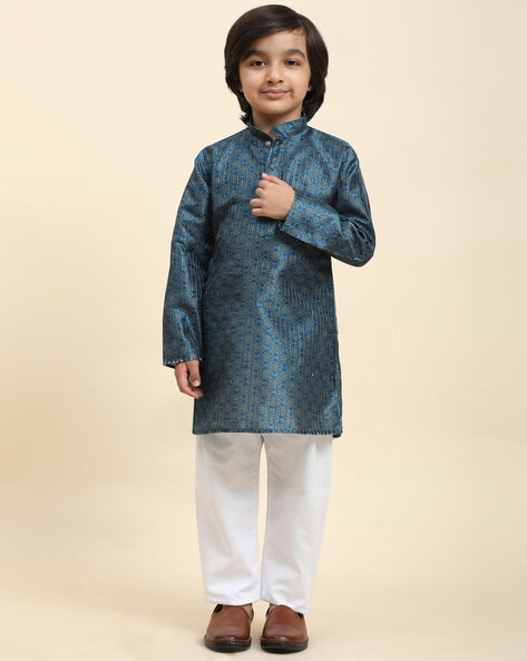 Boys best sale traditional pyjamas