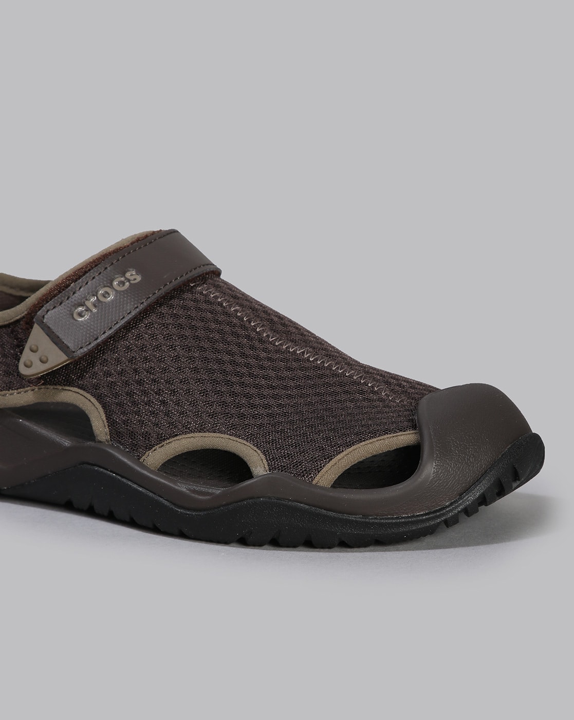 Crocs Men's Swiftwater Sandal M Espresso/Espresso Outdoor Sandals - M10  (15041-22Z): Buy Online at Low Prices in India - Amazon.in