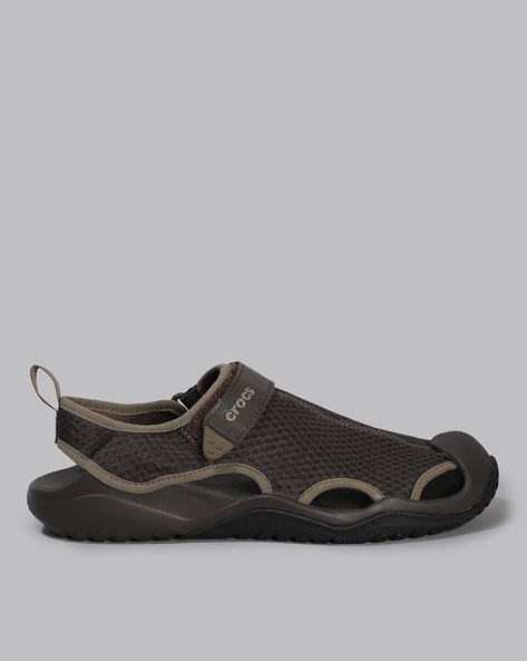 Crocs - Men's Swiftwater Mesh Deck Sandal 12