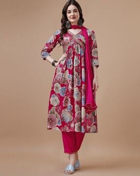 Light pink Vegetable print Aline kurta with pant set of 2-01514)