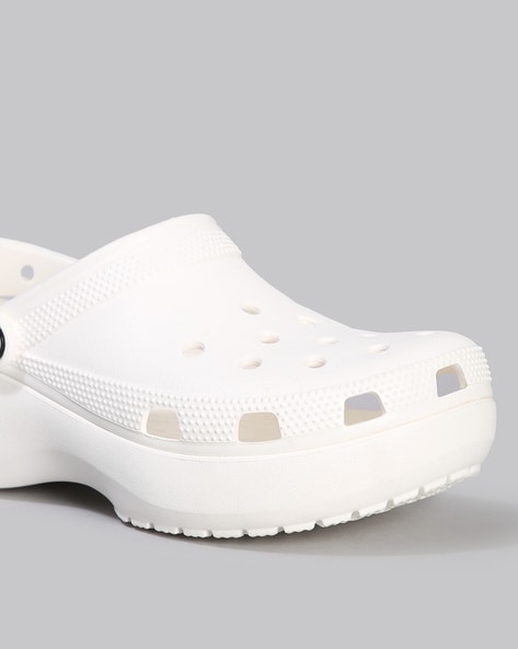 Crocs discount under 500