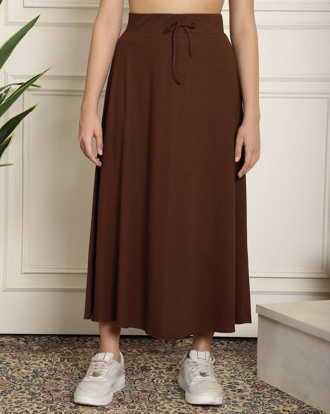 -1117Wx1400H-466694592-brown-