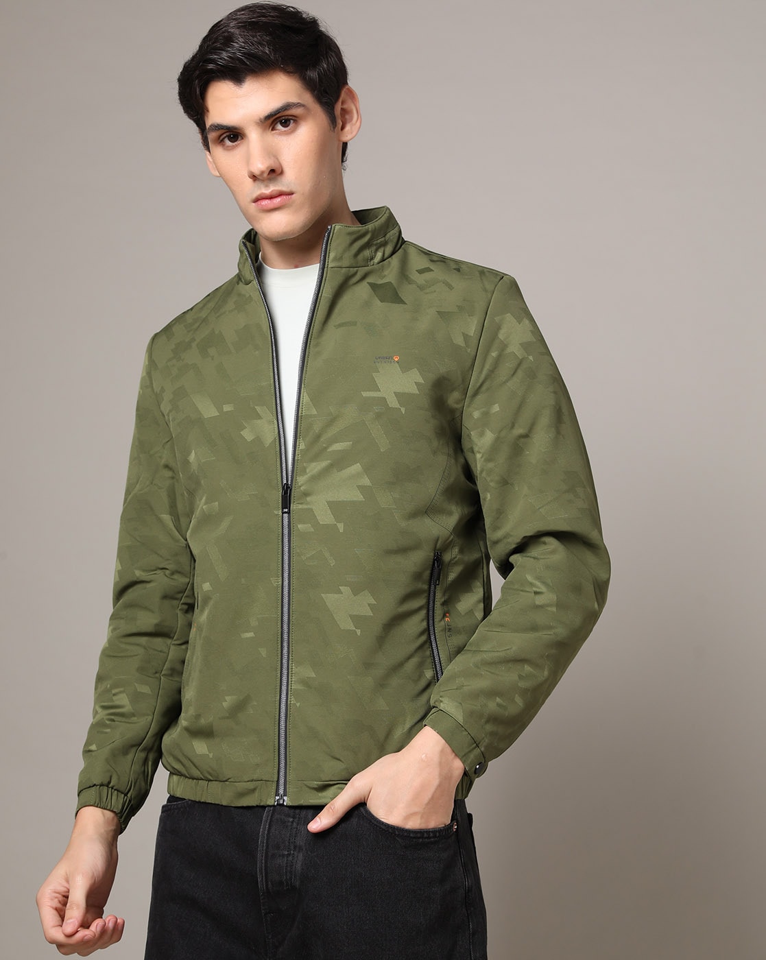 Buy online Green Solid Bomber Jacket from Jackets for Men by Duke for ₹2689  at 21% off | 2024 Limeroad.com
