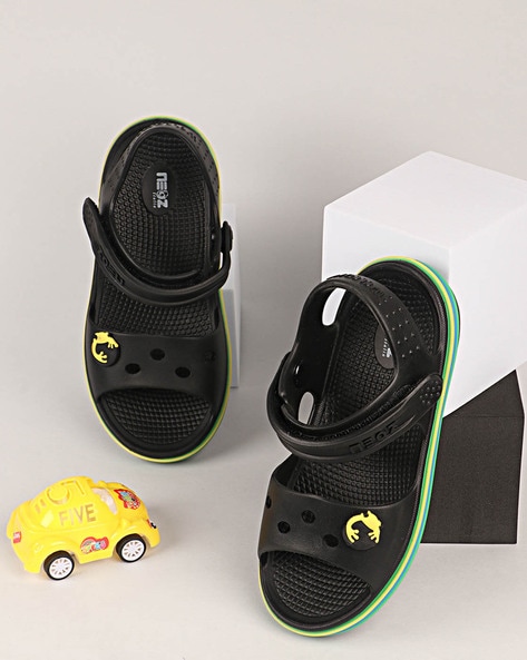 Neoz sandals outlet