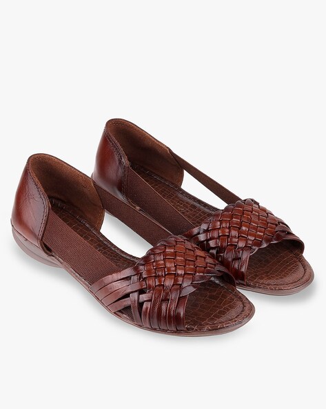 Buy Catwalk Women Red Sandals - Flats for Women 248758 | Myntra