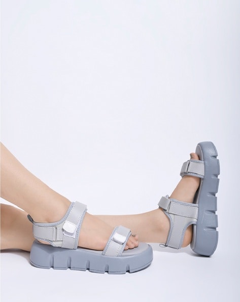 Grey discount flatform sandals