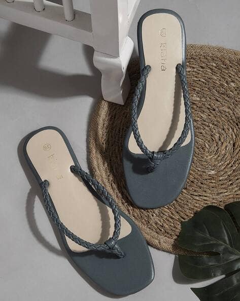 Women Braided Strap Slip-On Flat Sandals