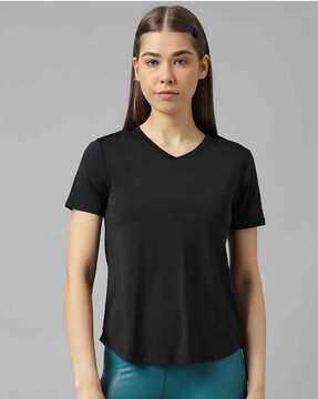 Buy Black Tshirts for Women by FITKIN Online