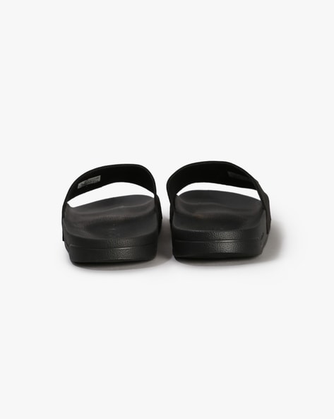 Adilette best sale shower slides