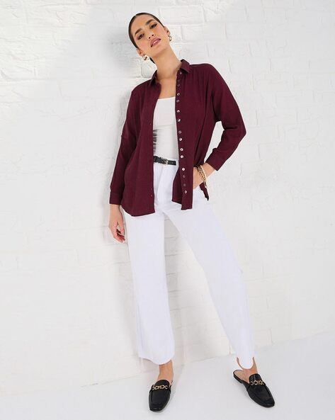 Burgundy shirt hotsell womens outfit