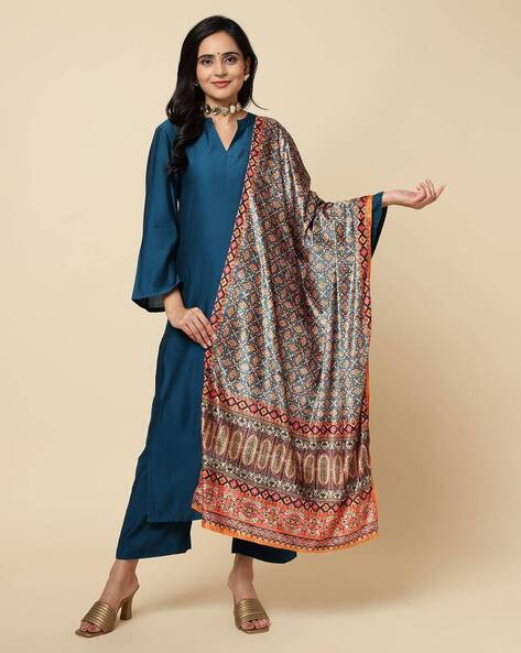 Women Geometric Print Shawl Price in India