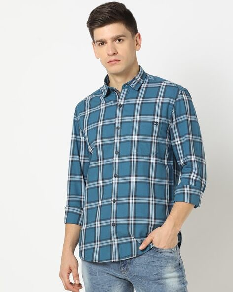 Men Checked Slim Fit Shirt