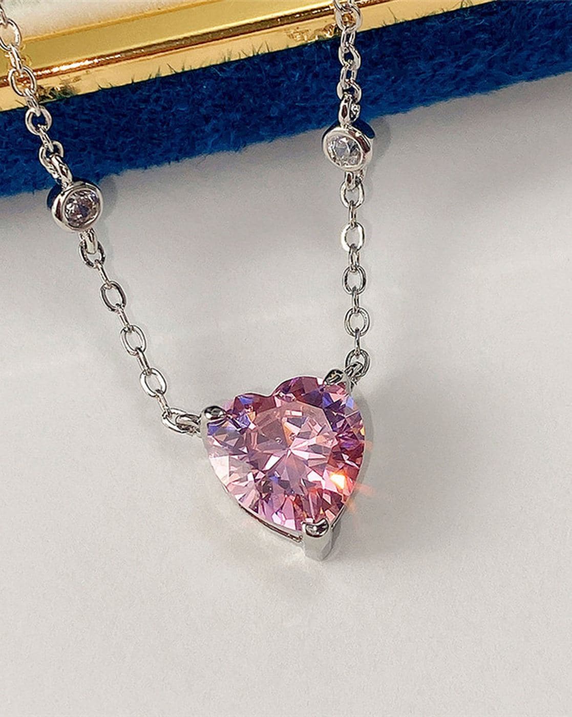 Pink Floating CIRCLE OF LOVE Heart made with Swarovski Crystal Necklace NEW  Xmas | eBay