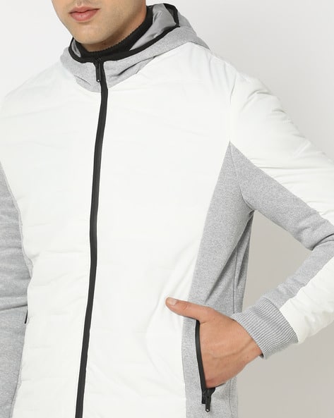 -473Wx593H-443016836-white-