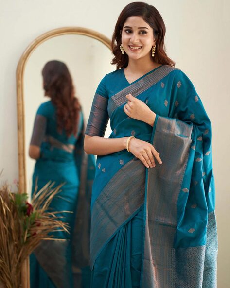 Women Woven Silk Saree with Zari Border