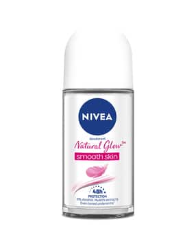 Deodorant Natural Glow Smooth Skin Roll-On