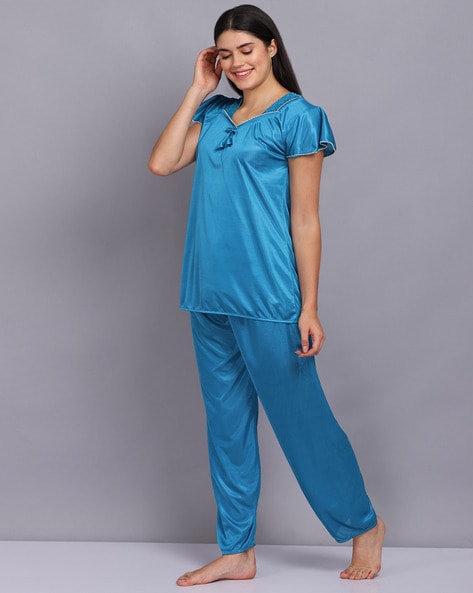 Women Lace Detailed Top Pyjamas Set