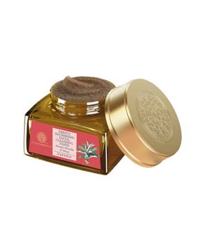 Almond Pistachio & Honey Deeply Nourishing Facial Cleansing Paste-image-24
