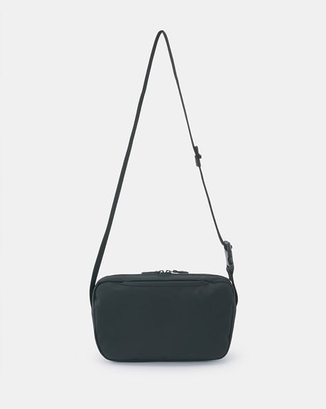 Muji Minimalist Plain Shoulder Canvas Bag (Large) / Royal Blue - Shop BAGER  Messenger Bags & Sling Bags - Pinkoi