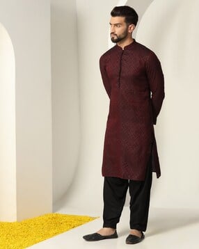 kisah Men Geometric Woven Long Kurta-picture-11