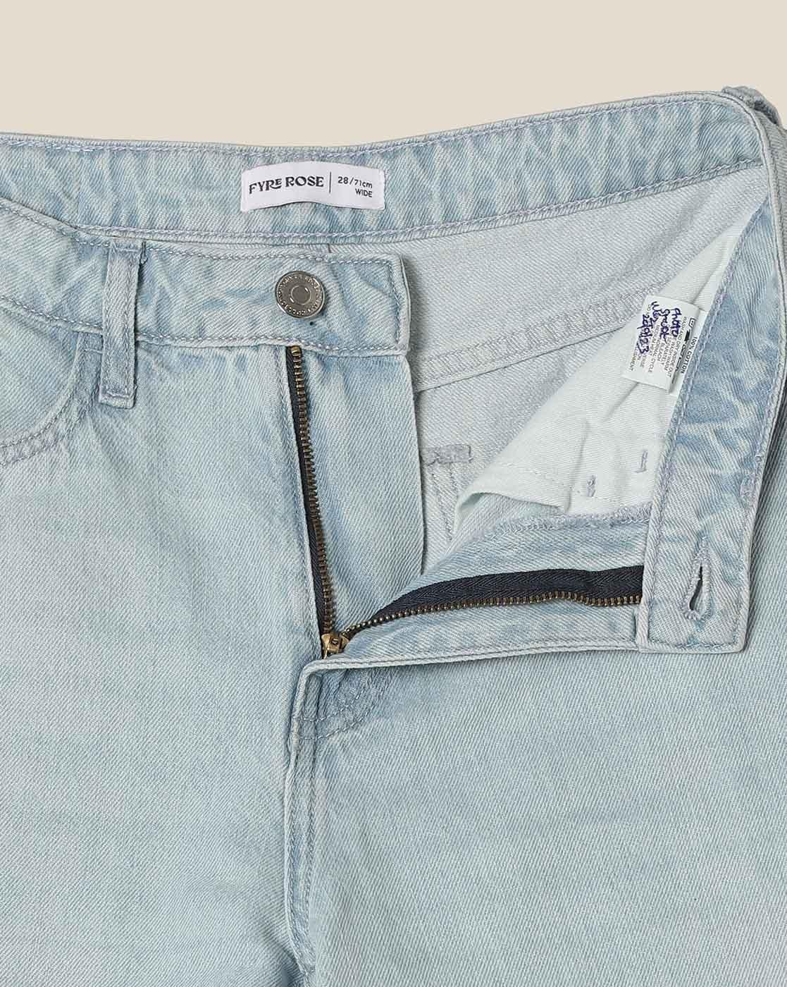 Women's Light Wash Jeans