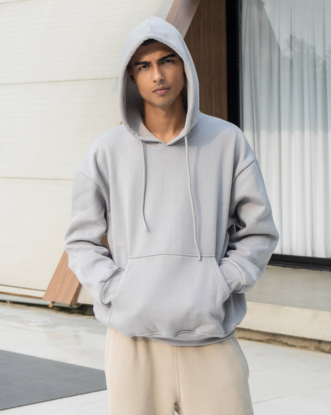 Men Relaxed Fit Hoodie with Full Sleeves