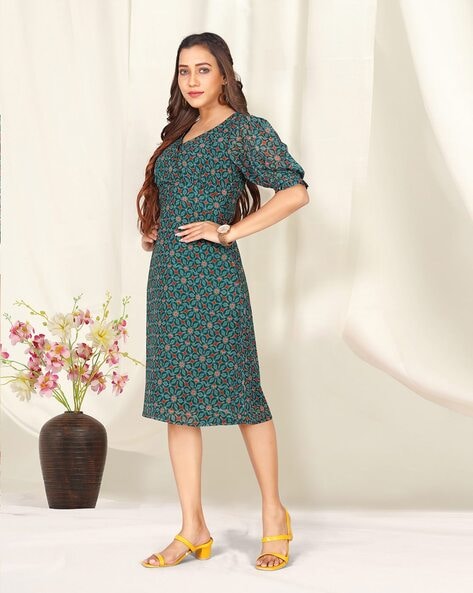 Buy Women Dresses: Exclusive Indian Women's Collection at FashionDream